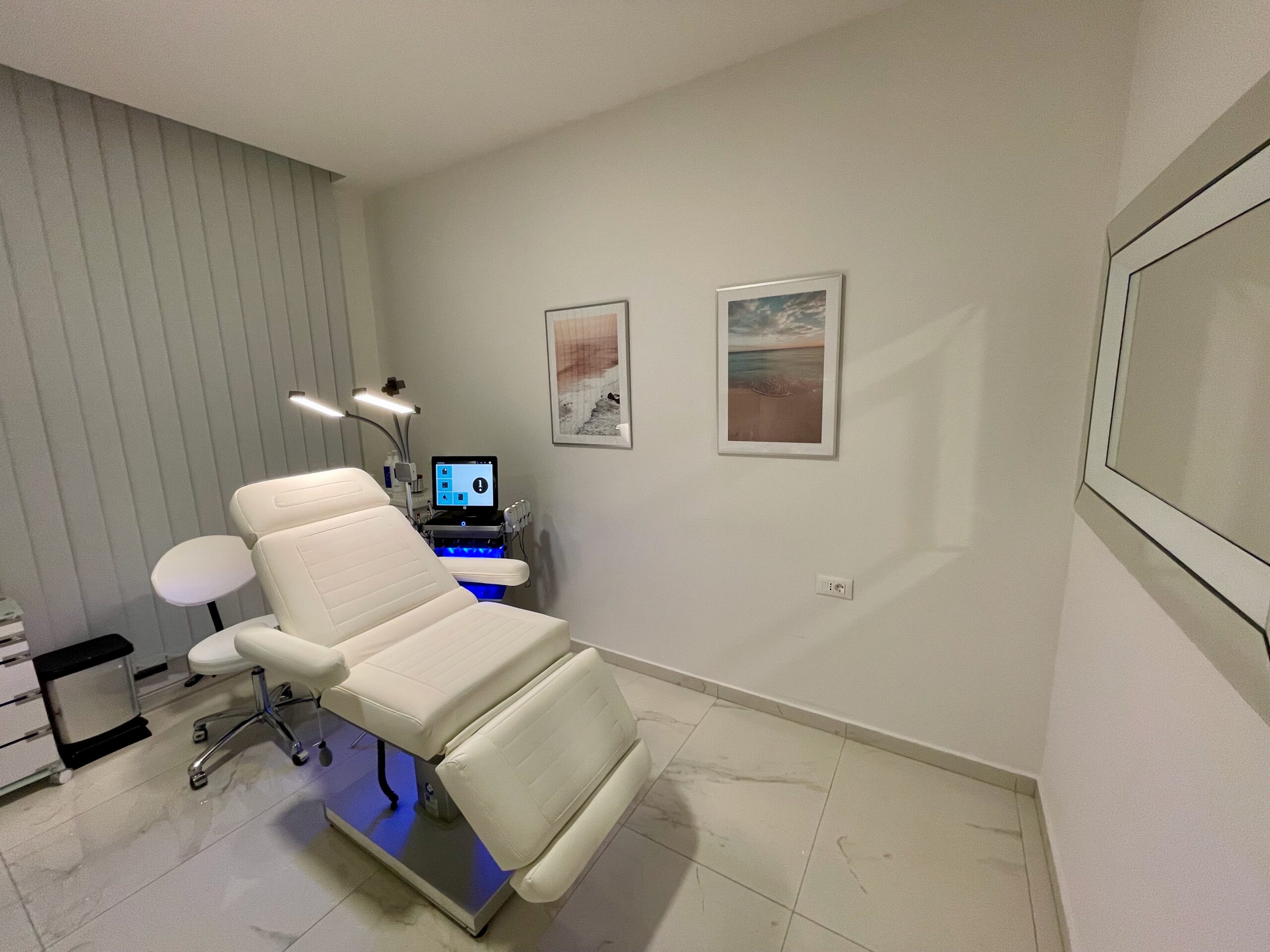 DermaSense kontakt