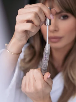 Hydro-Screen for Lips